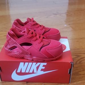 Toddler Unisex Nike Hurache Run Red Sneakers Brand New Size 8C